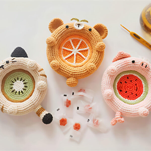 Huggy Animals Crochet Coaster Kit